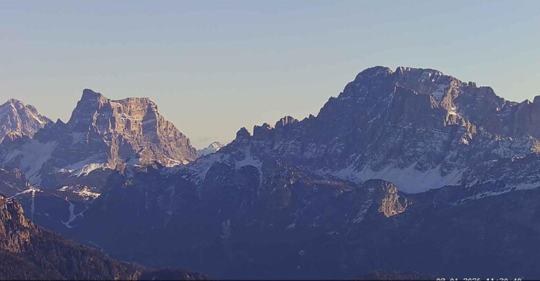 Webcam Passo San Pellegrino-Falcade  - Pelmo e Civetta