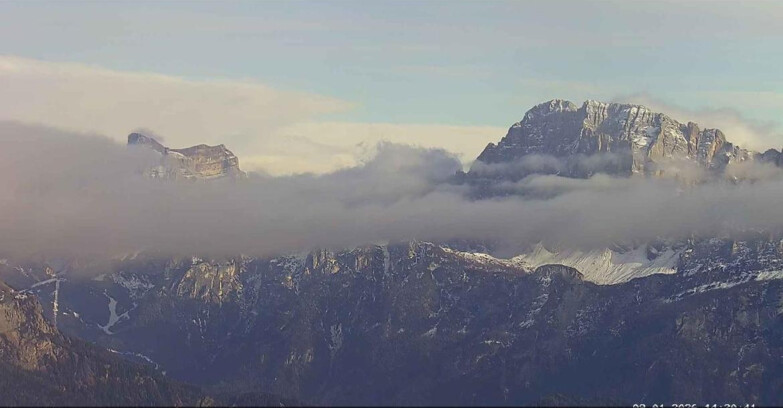 Webcam Passo San Pellegrino-Falcade  - Pelmo e Civetta