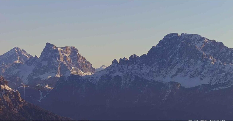 Webcam Passo San Pellegrino-Falcade  - Pelmo