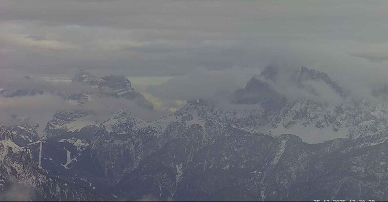 Webcam Passo San Pellegrino-Falcade  - Pelmo