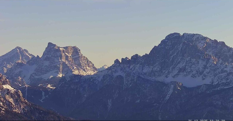 Webcam Passo San Pellegrino-Falcade  - Pelmo