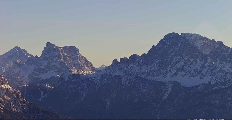 Webcam Passo San Pellegrino-Falcade  - Pelmo