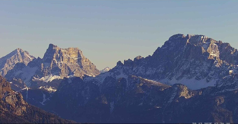 Webcam Passo San Pellegrino-Falcade  - Pelmo