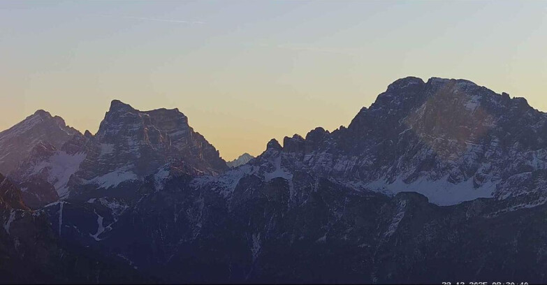 Webcam Passo San Pellegrino-Falcade  - Pelmo