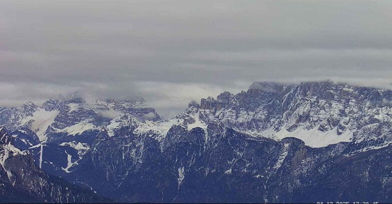 Webcam Passo San Pellegrino-Falcade - Pelmo