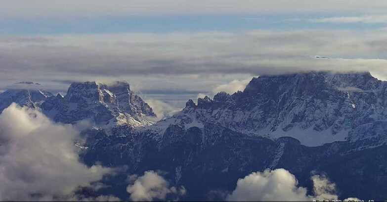 Webcam Passo San Pellegrino-Falcade  - Pelmo