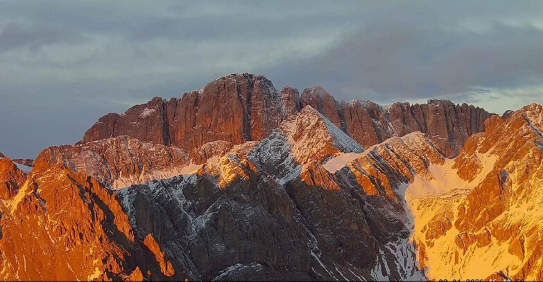 Webcam Passo San Pellegrino-Falcade  - Marmolada
