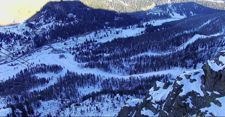 Webcam Passo San Pellegrino-Falcade - Pista Funivia