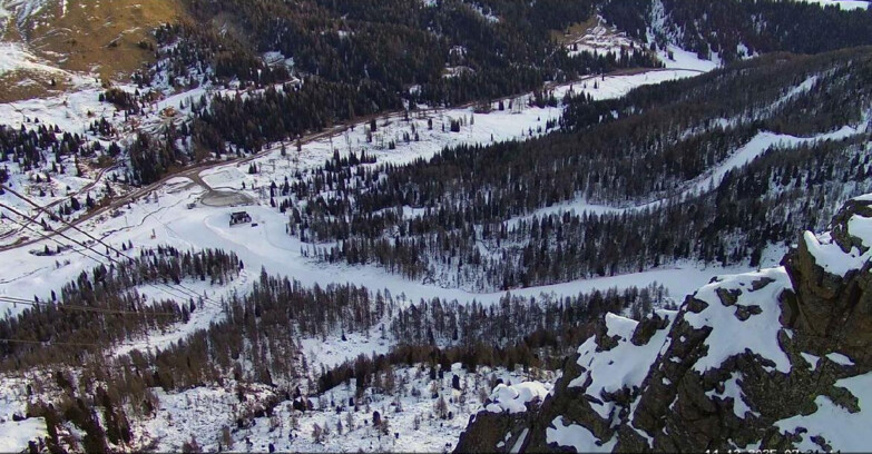 Webcam Passo San Pellegrino-Falcade - Pista Funivia