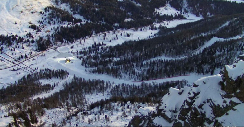 Webcam Passo San Pellegrino-Falcade - Pista Funivia