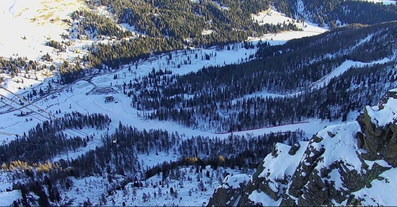 Webcam Passo San Pellegrino-Falcade  - Pista Funivia