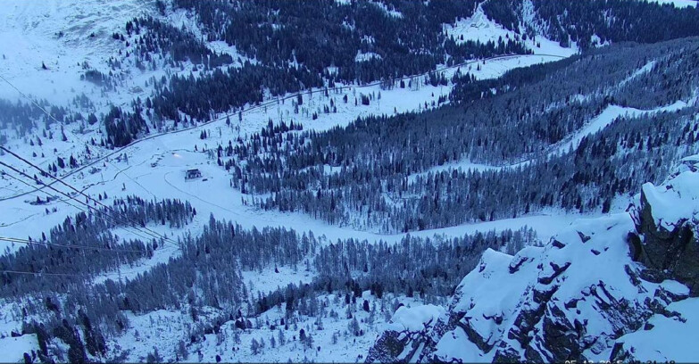 Webcam Passo San Pellegrino-Falcade  - Pista Funivia