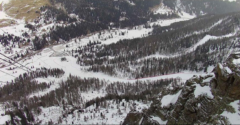 Webcam Passo San Pellegrino-Falcade  - Pista Funivia