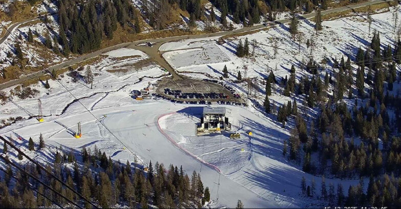 Webcam Пассо Сан-Пеллегрино-Фалькаде  - Arrivo Seggiovia