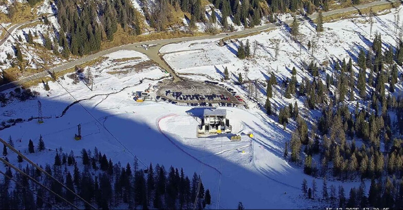 Webcam Пассо Сан-Пеллегрино-Фалькаде  - Arrivo Seggiovia