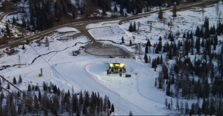 Webcam Пассо Сан-Пеллегрино-Фалькаде  - Arrivo Seggiovia