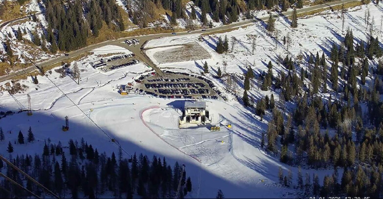 Webcam Пассо Сан-Пеллегрино-Фалькаде  - Arrivo Seggiovia