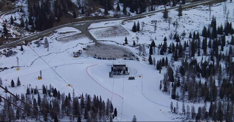 Webcam Пассо Сан-Пеллегрино-Фалькаде  - Arrivo Seggiovia