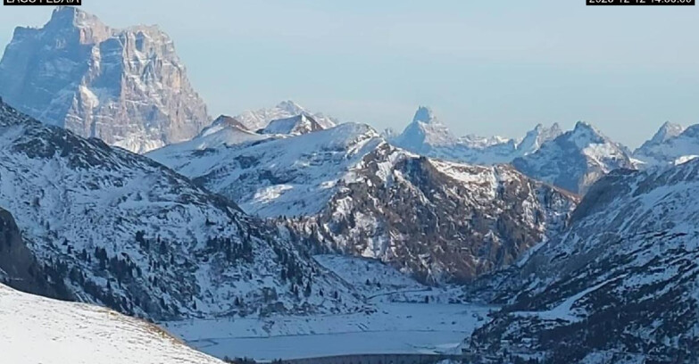 Webcam Canazei-Belvedere  - Lago e Passo Fedaia