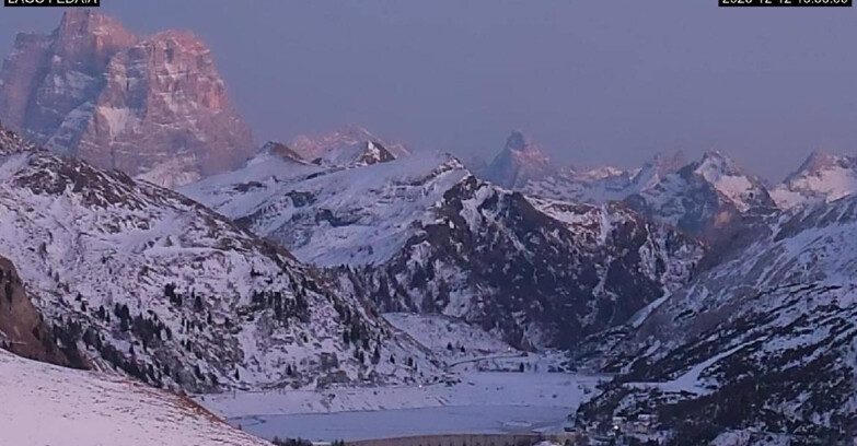 Webcam Canazei-Belvedere  - Lago e Passo Fedaia