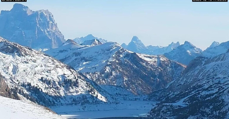 Webcam Canazei-Belvedere  - Lago e Passo Fedaia