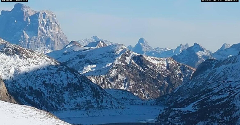 Webcam Canazei-Belvedere  - Lago e Passo Fedaia