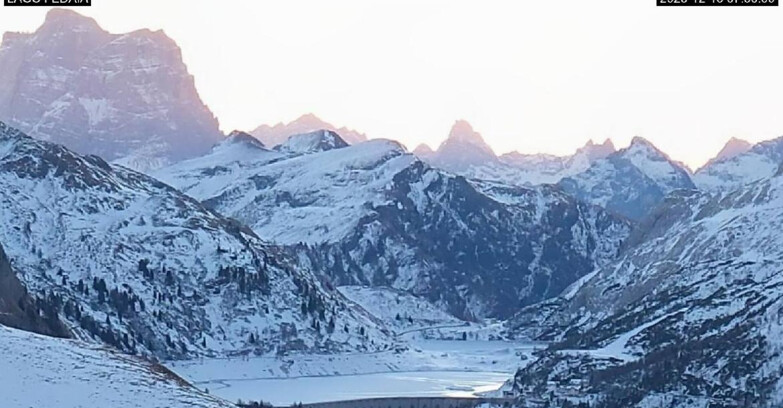 Webcam Canazei Belvedere - Lago e Passo Fedaia