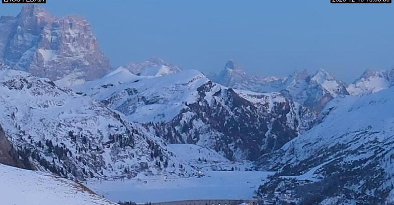 Webcam Canazei Belvedere - Lago e Passo Fedaia