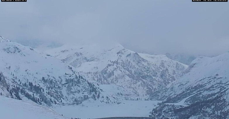 Webcam Canazei Belvedere - Lago e Passo Fedaia