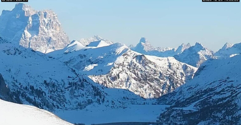 Webcam Canazei Belvedere - Lago e Passo Fedaia