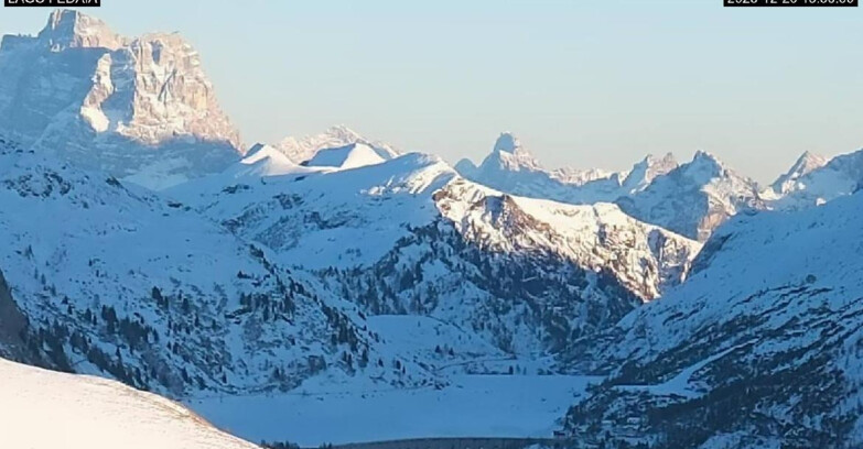 Webcam Canazei-Belvedere - Lago e Passo Fedaia