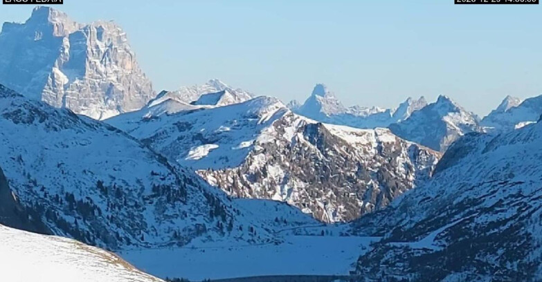 Webcam Canazei-Belvedere  - Lago e Passo Fedaia