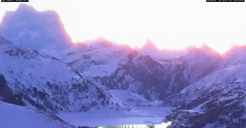 Webcam Canazei-Belvedere  - Lago e Passo Fedaia