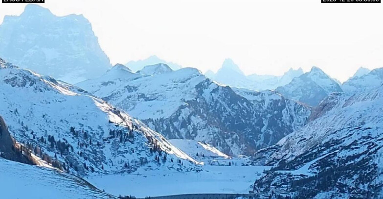 Webcam Canazei-Belvedere  - Lago e Passo Fedaia