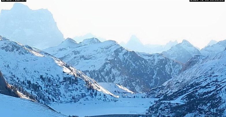 Webcam Canazei Belvedere - Lago e Passo Fedaia