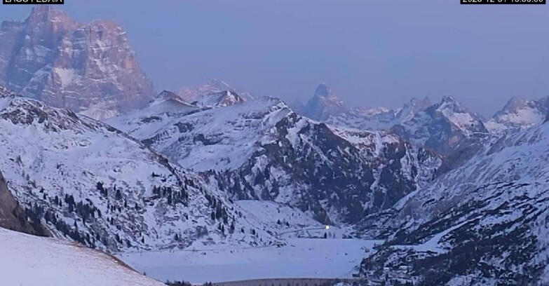 Webcam Canazei Belvedere - Lago e Passo Fedaia