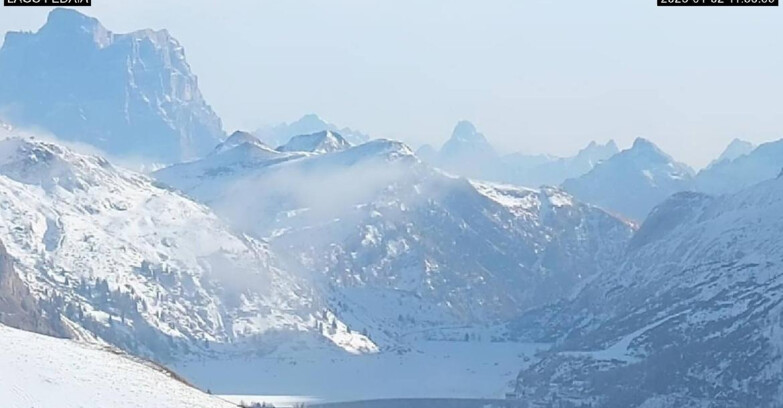 Webcam Canazei-Belvedere  - Lago e Passo Fedaia