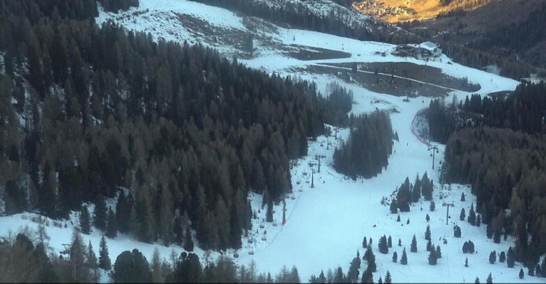 Webcam Moena-Alpe Lusia  - Pista Piavac