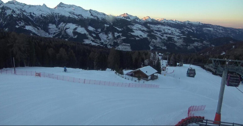 Webcam Bellamonte-Alpe Lusia - Pista Le Fassane e Morea Snowpark