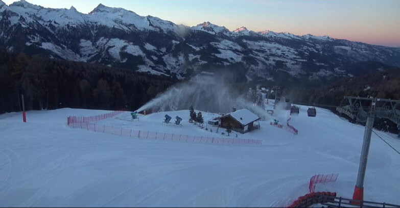 Webcam Bellamonte-Alpe Lusia - Pista Le Fassane e Morea Snowpark