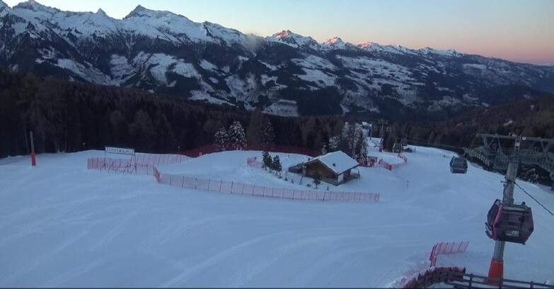 Webcam Bellamonte-Alpe Lusia - Pista Le Fassane e Morea Snowpark