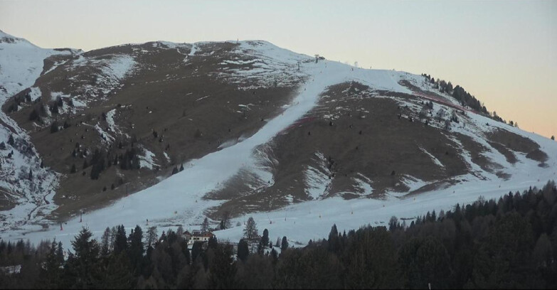 Webcam Bellamonte-Alpe Lusia  - Pista direttissima Le Cune