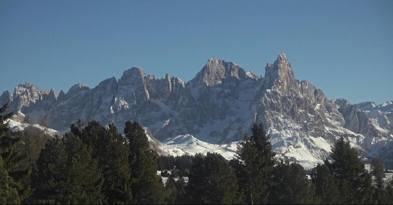 Webcam Bellamonte-Alpe Lusia - Pale di San Martino