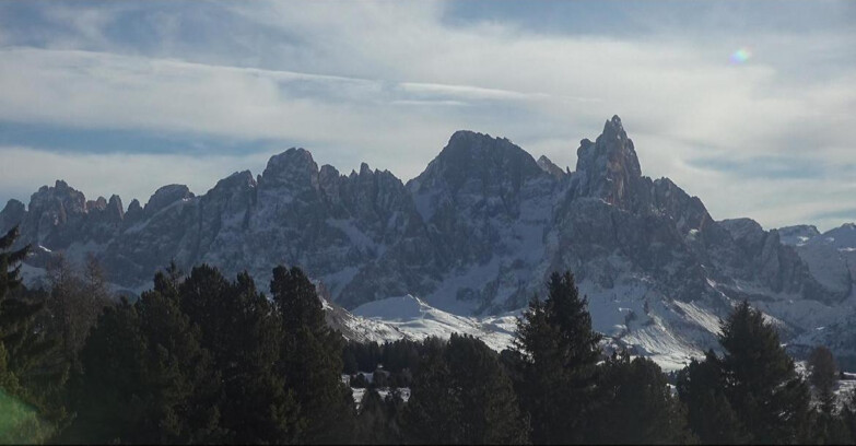 Webcam Bellamonte-Alpe Lusia - Pale di San Martino