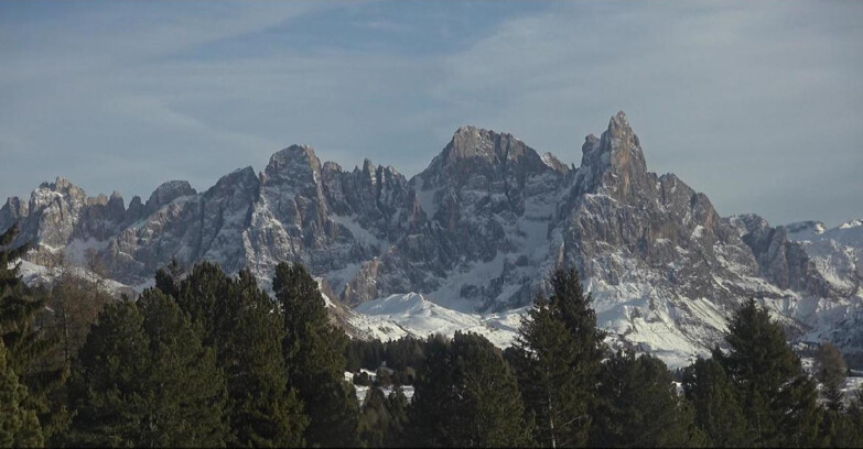 Webcam Bellamonte-Alpe Lusia - Pale di San Martino