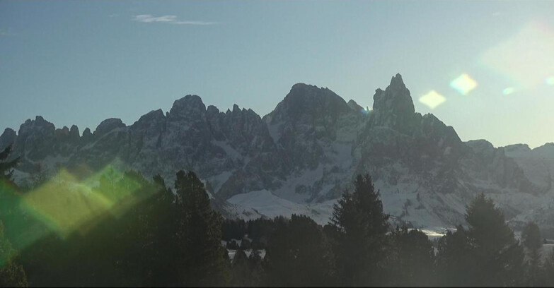 Webcam Bellamonte-Alpe Lusia - Pale di San Martino