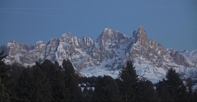 Webcam Bellamonte-Alpe Lusia  - Pale di San Martino