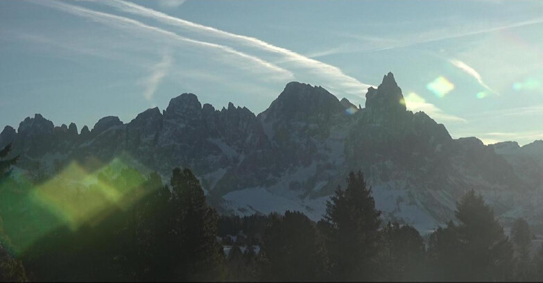 Webcam Bellamonte-Alpe Lusia  - Pale di San Martino
