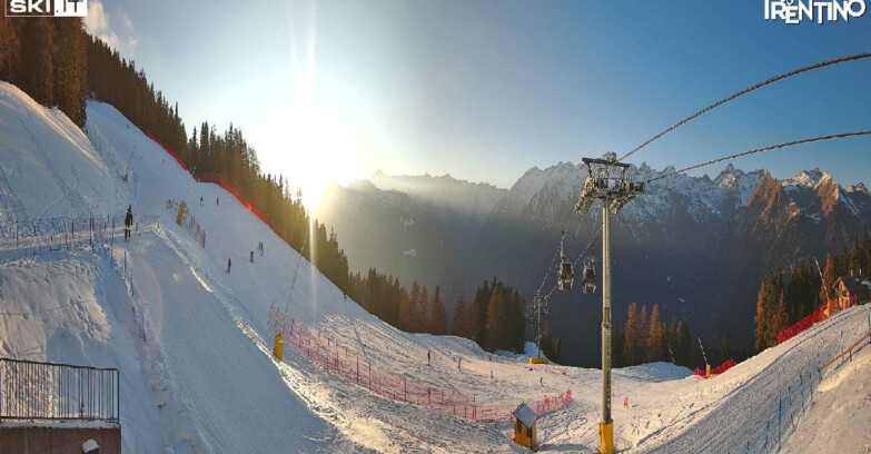 Webcam Пинцоло - Pinzolo - Carè Alto 