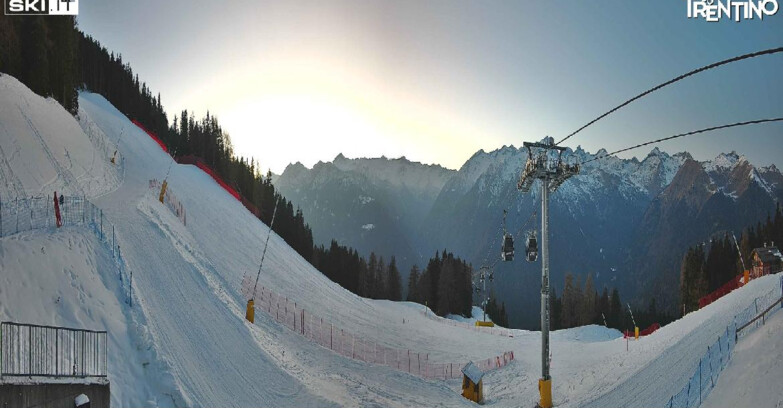 Webcam Пинцоло - Pinzolo - Carè Alto 